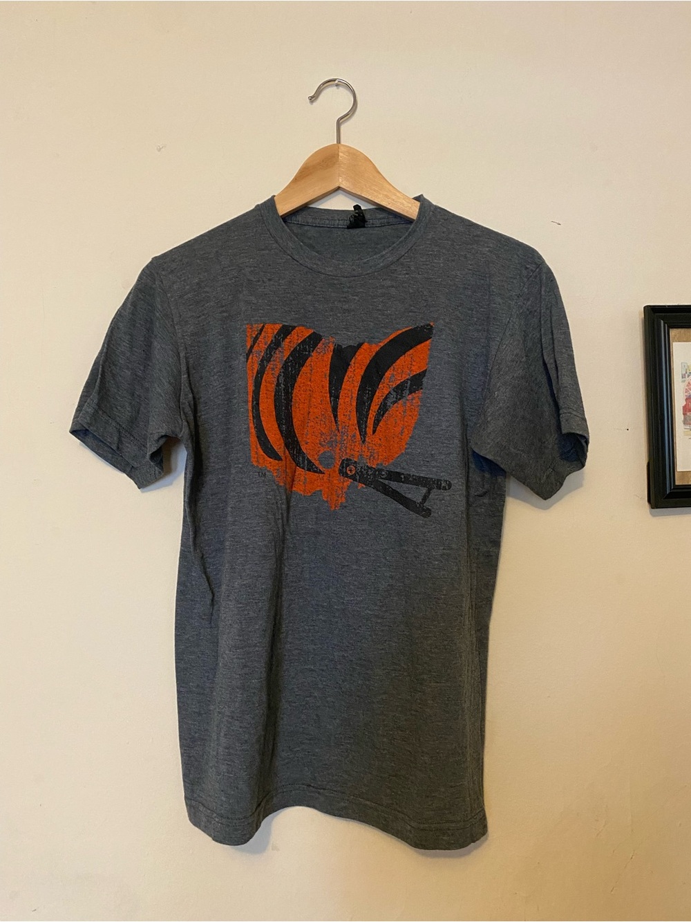 Women’s Cincinnati Bengals heather grey tee
